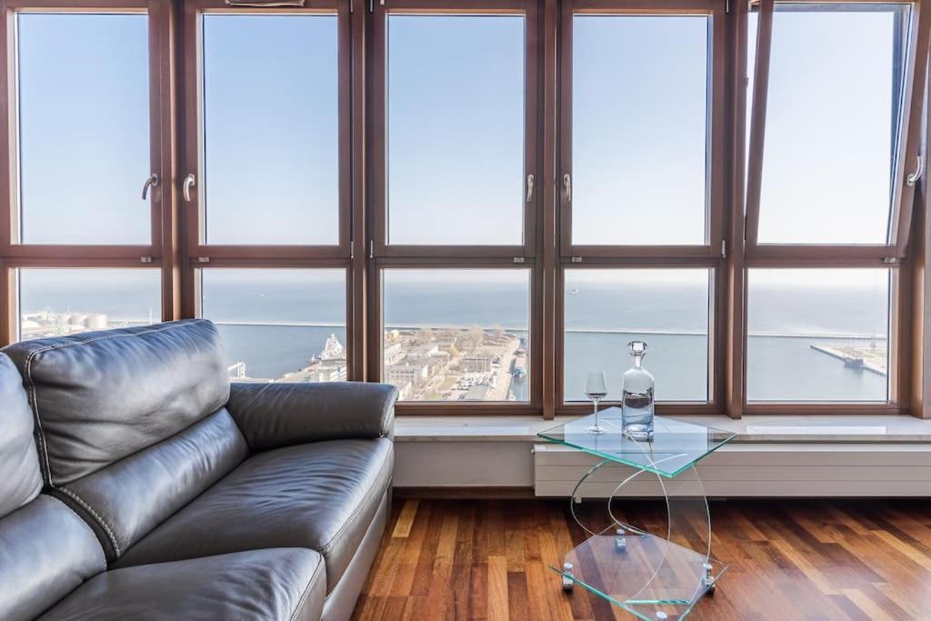 Golden Apartments An Hryniewickiego 6A Gdynia Dış mekan fotoğraf