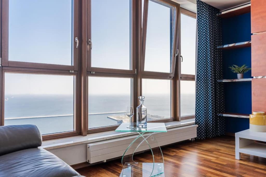 Golden Apartments An Hryniewickiego 6A Gdynia Dış mekan fotoğraf